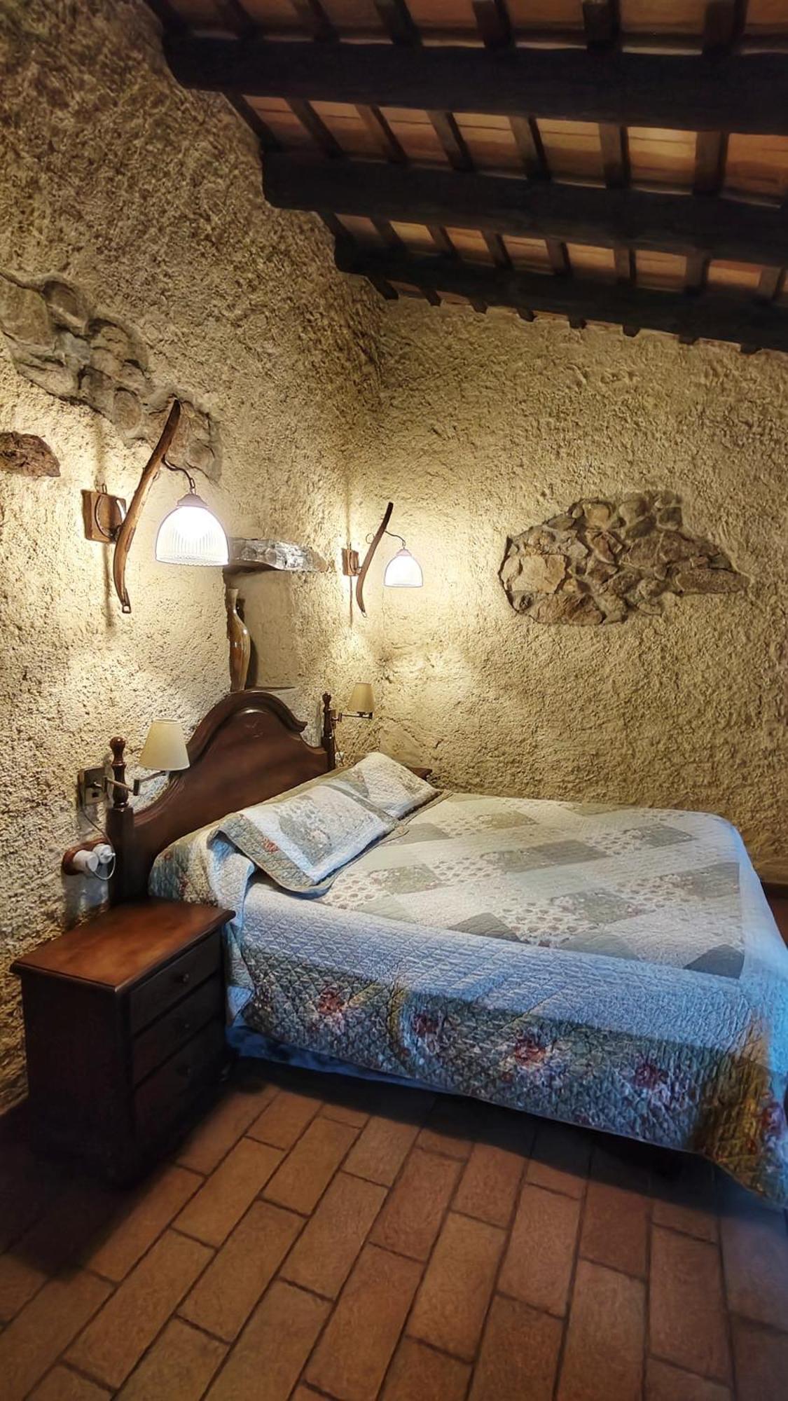 Masia Can Felip B&B Llinars del Valles Exterior photo